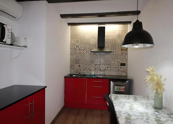 Increible Con Terraza Al Lado De Torres De Quart 아파트 *