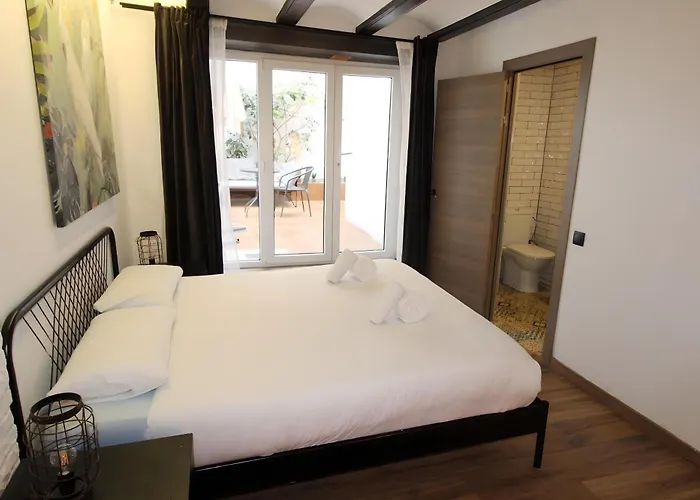 Increible Con Terraza Al Lado De Torres De Quart * 발렌시아