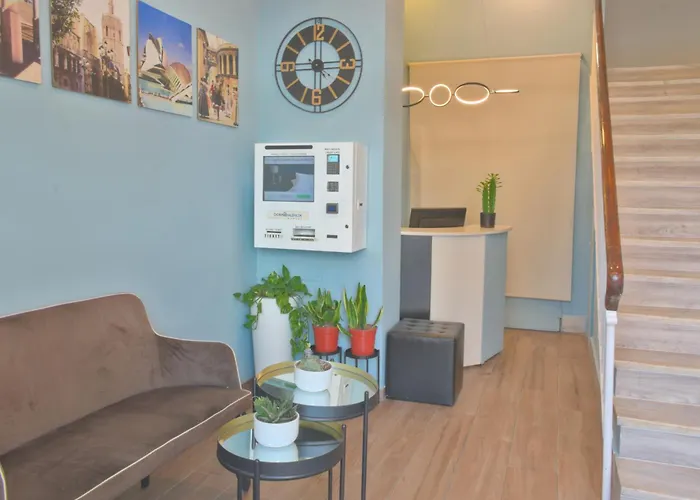 Dormavalencia Regne Guest house *