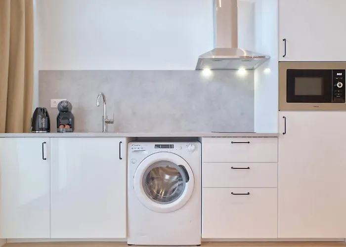 Romantic Roig Arena N1 Virkin شقة *