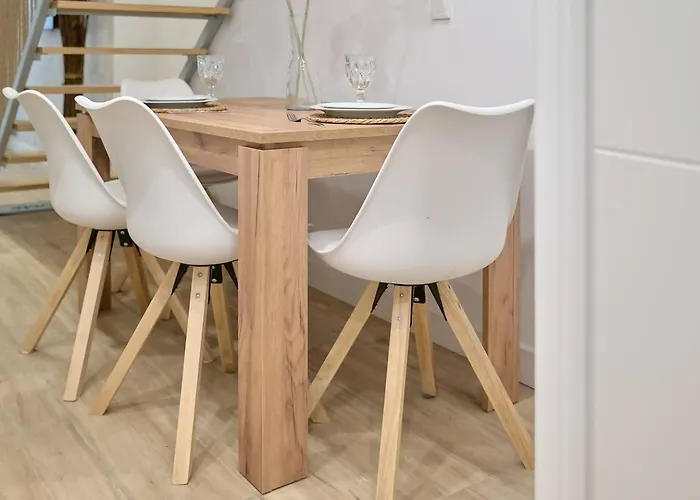 Romantic Roig Arena N9 Virkin