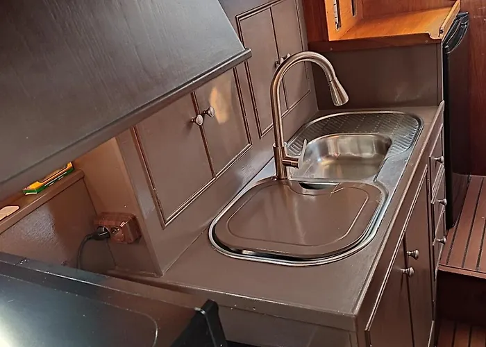 Romantic Sailboat * 발렌시아