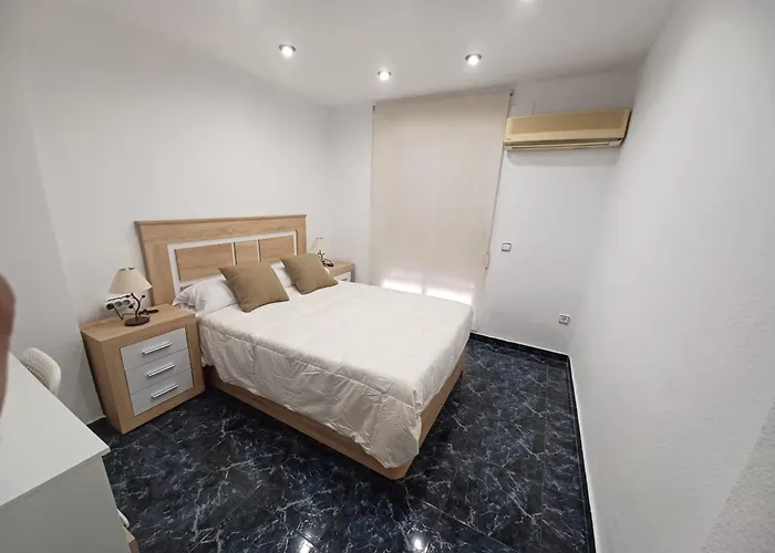 Piso Tres شقة فالنسيا