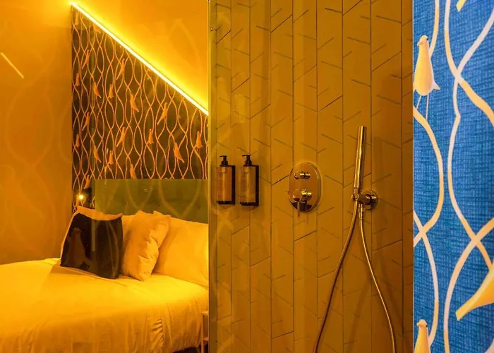 Aparthotel Pathos By Mimood Valenza