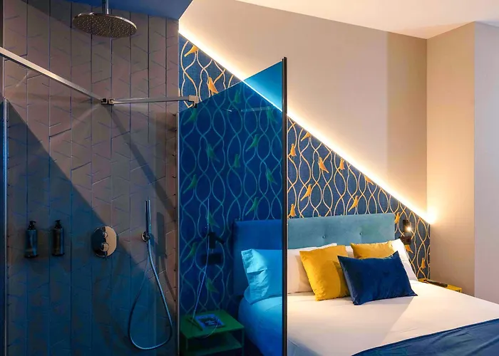 Pathos By Mimood Aparthotel Valenza