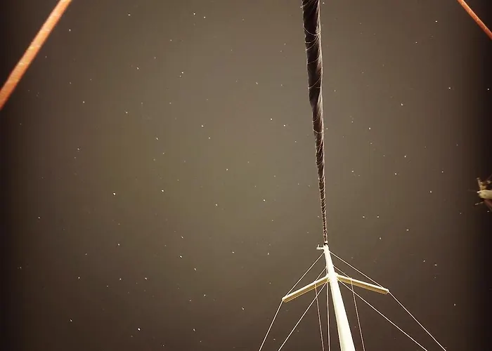 Magnificent Sailboat With Free Parking For Cars Valência