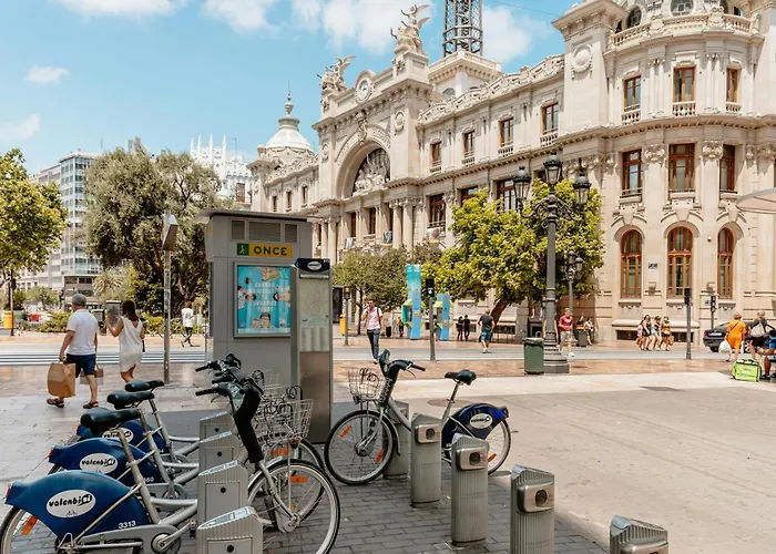 Ciudad De Artes Y Ciencias 4* Валенсия