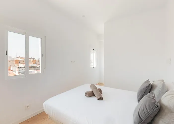 아파트 Penthouse With Terrace 2 Bedrooms 2 Bathrooms *