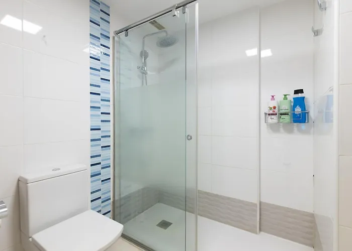 Con Vistas Al Mar, Piscina Y Pista De Paddle