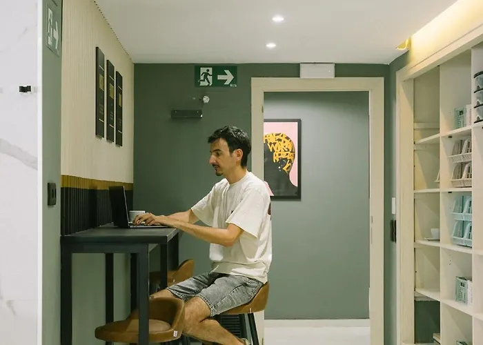 Hostel U-nit Park Βαλένθια