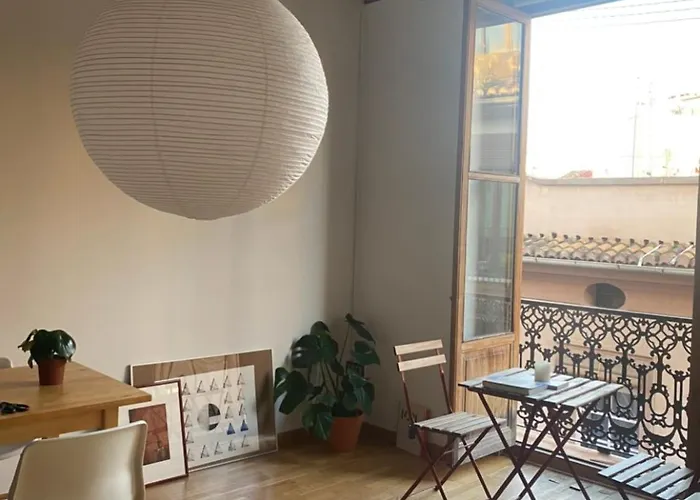 Bright, Charming,in The Historic Center Διαμέρισμα