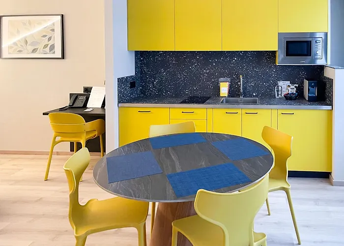 Pathos By Mimood Aparthotel