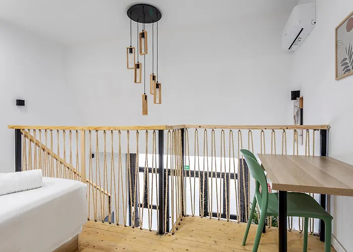 Marie Curie Flats, Lovely Duplex 3 شقة فالنسيا