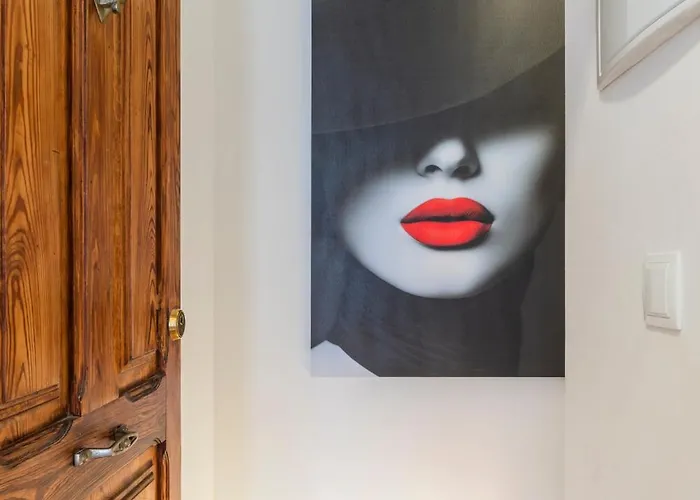 Luxury New 10 Min Walk To The Beach, Late Checkout *