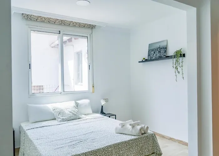 Mediterranean 홈스테이