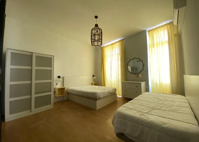 Apartahotel AmazINN Places Casa Calabuig Valencia Puerto - No Ascensor -