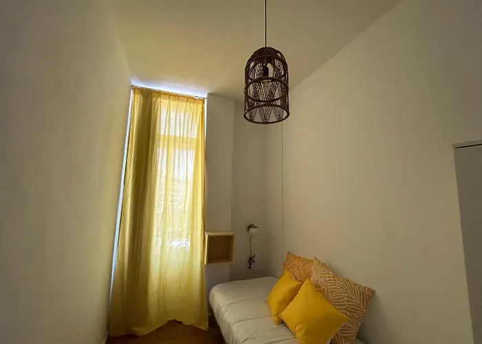 AmazINN Places Casa Calabuig Valencia Puerto - No Ascensor - 3*