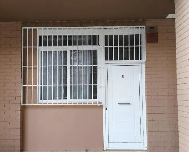 Estudio Tranquilo Cerca Del Centro 아파트 *