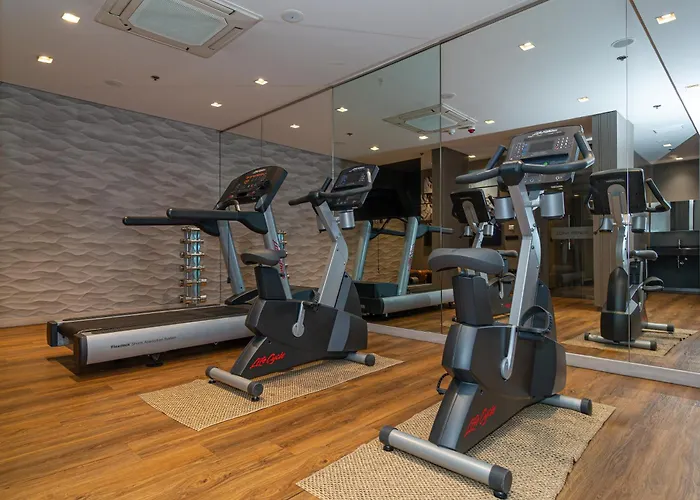 Sh Colon Hotel Valence