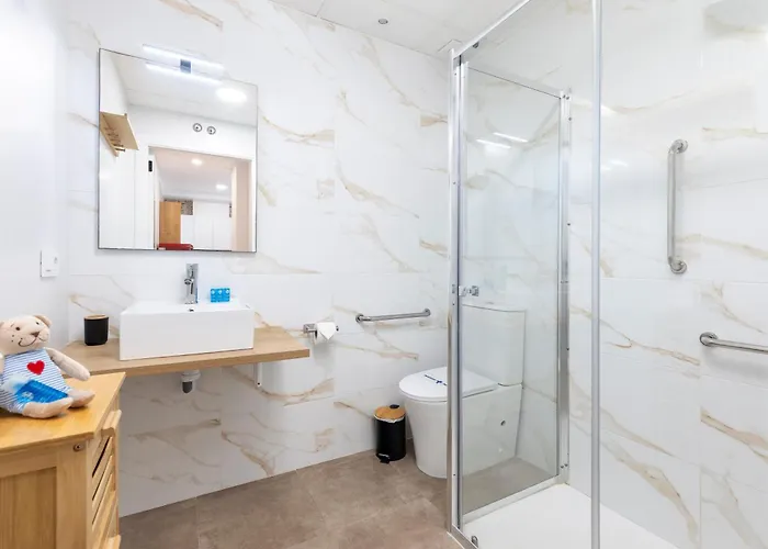 Travel Habitat Peset Aleixandre Βαλένθια