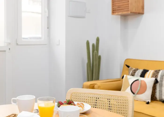 Travel Habitat Peset Aleixandre *