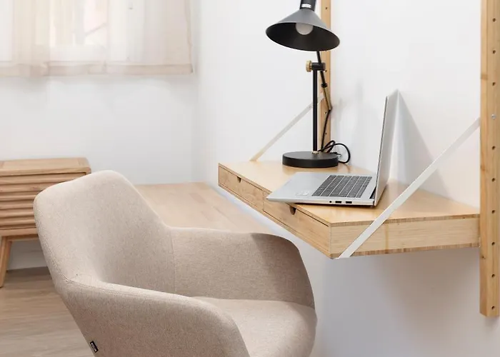 Travel Habitat Peset Aleixandre *