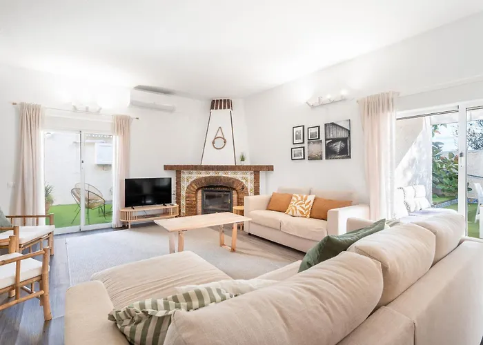 بيت للعطل Saler