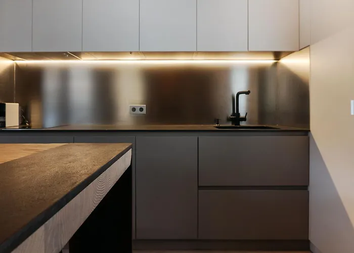 Vlc Host - Marti * Βαλένθια