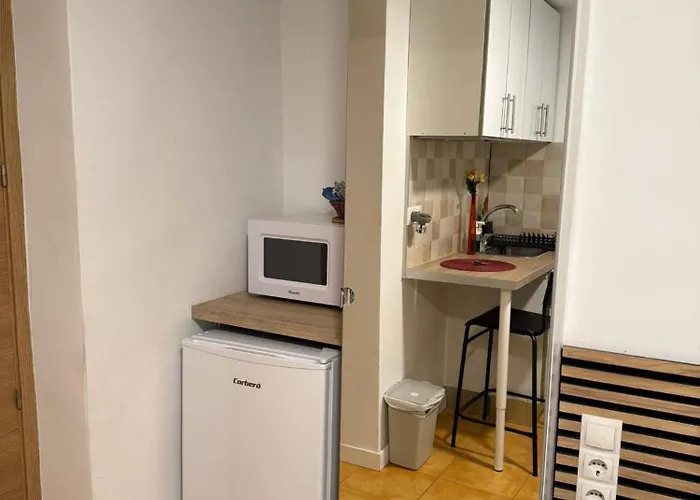 Con Cocina Y Bano Privado De Temporada Vacaciones Largas Long Desde 11 Noches Валенсия