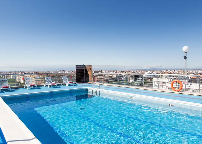 호텔 Novotel Lavant 4*