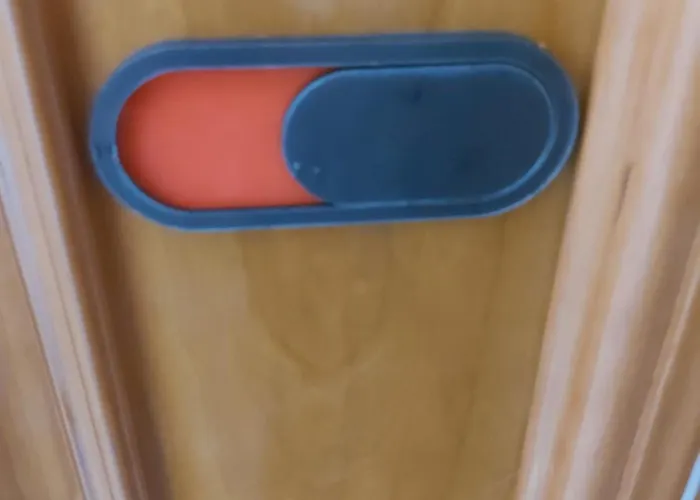 Se Alquila Doble Con Aire Acondicionado *