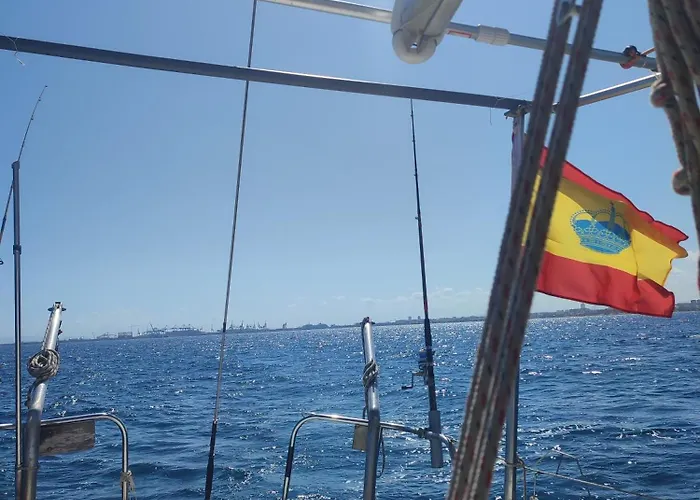 بوتيل Romantic Sailboat *