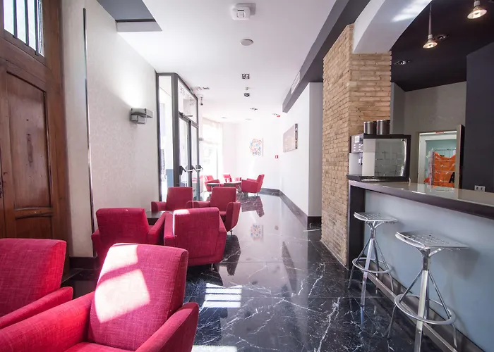 鲁发法高科技酒店 酒店 3*