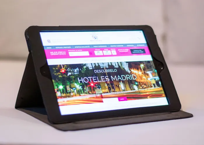 鲁发法高科技酒店 酒店 瓦伦西亚