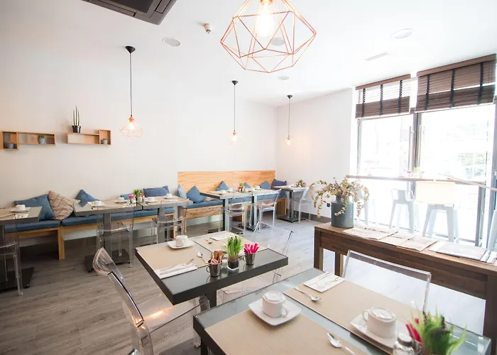 鲁发法高科技酒店 酒店 3*