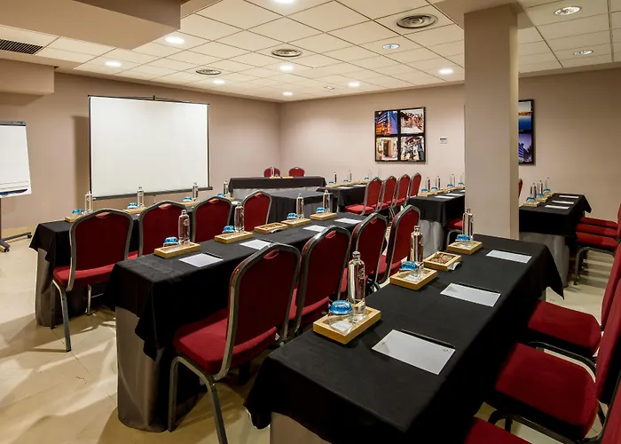 文奇莱斯酒店 4*