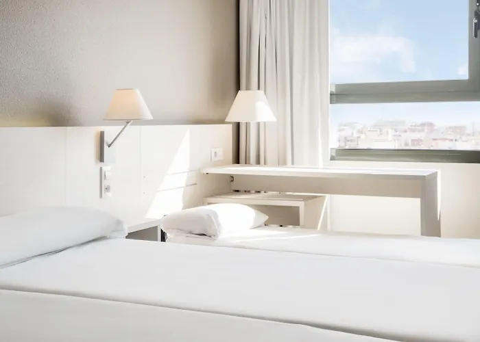 Hotel Ilunion 3 Valenza