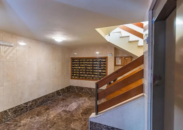 Invalencia - Yecla Flat With Terrace فالنسيا