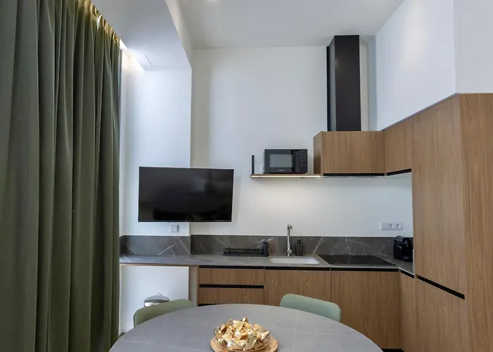 Boutique - One Tower