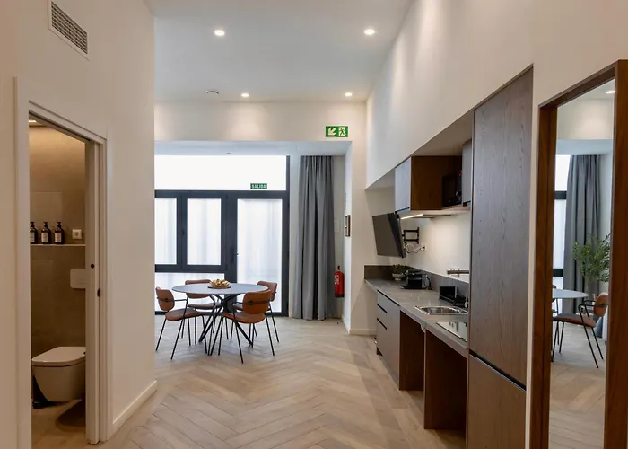 Boutique - One Tower