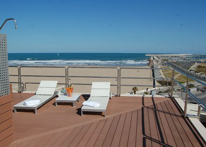 Neptuno Playa & 4* Valence