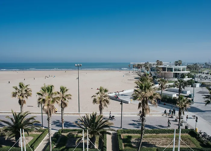 Neptuno Playa & 4* Valence