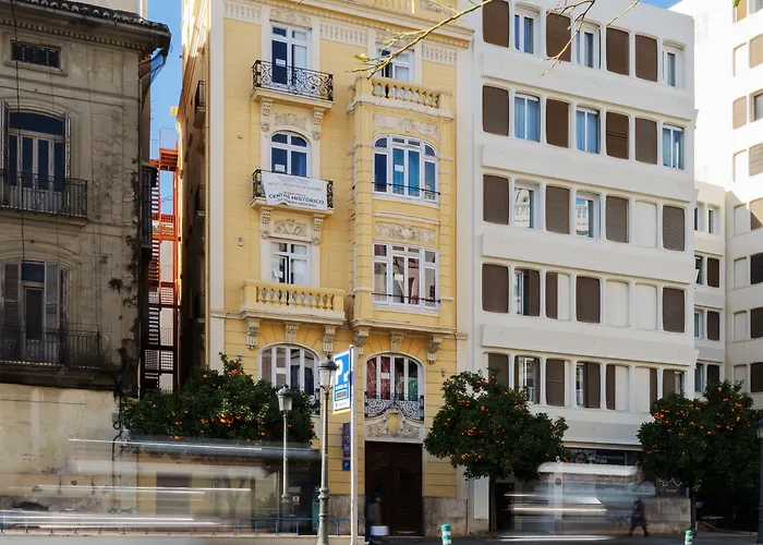 Purple Nest Hostel *