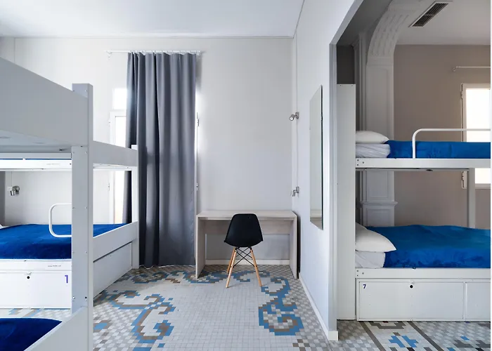 Purple Nest Auberge de jeunesse *