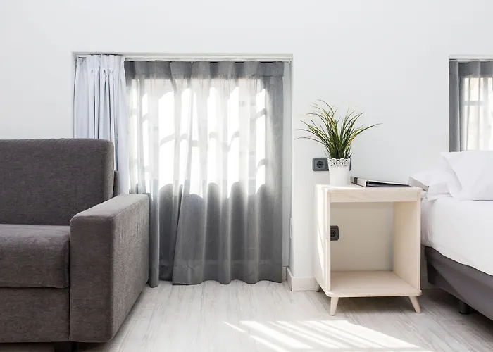 Mate Oliveira - Centre, Hotel Valencia