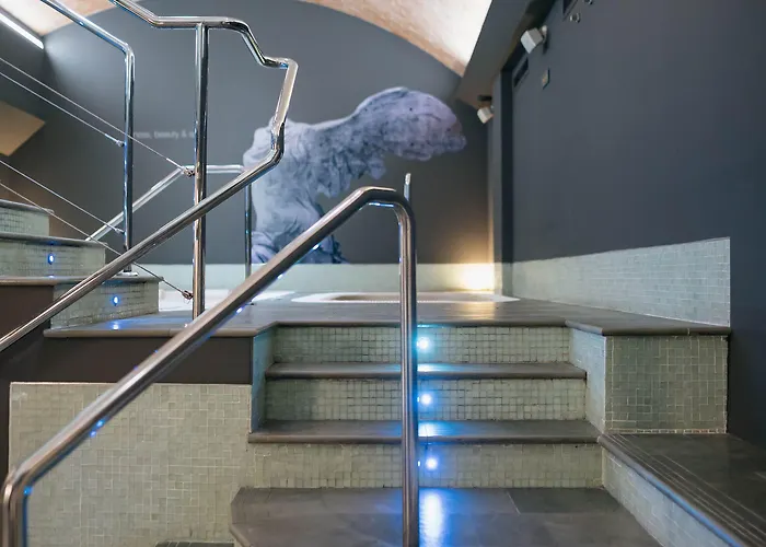 Myr Plaza Mercado & Valence