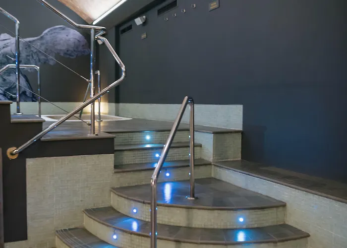 Myr Plaza Mercado & Hotel 4*