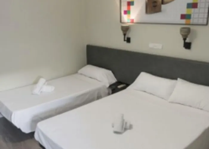 Nwt Station 2* Valencia