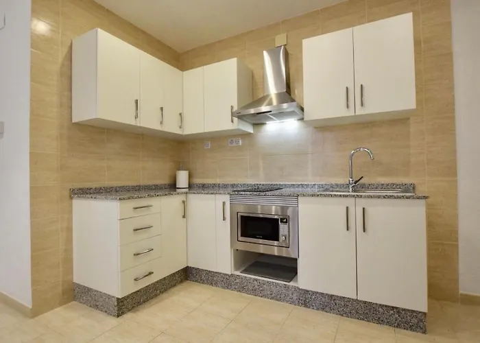 Quart Youth & * Valence