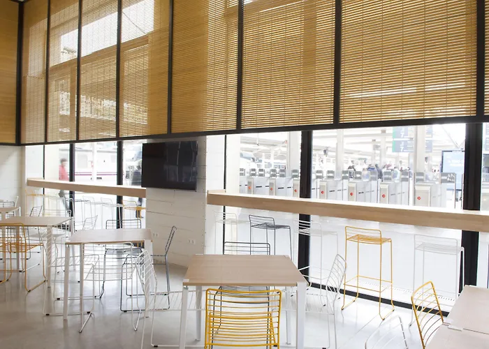 بيت شباب شباب أب فالينسيا *